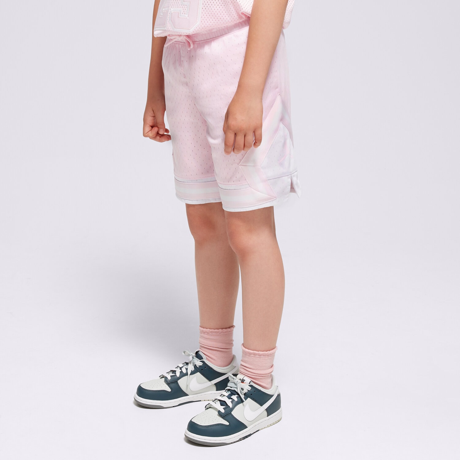 Pantaloni scurți și rochii pentru copii JORDAN PANTALONI SCURȚI JDN AIR DIAMOND SHORT GIRL 45B136-A9Y Roz