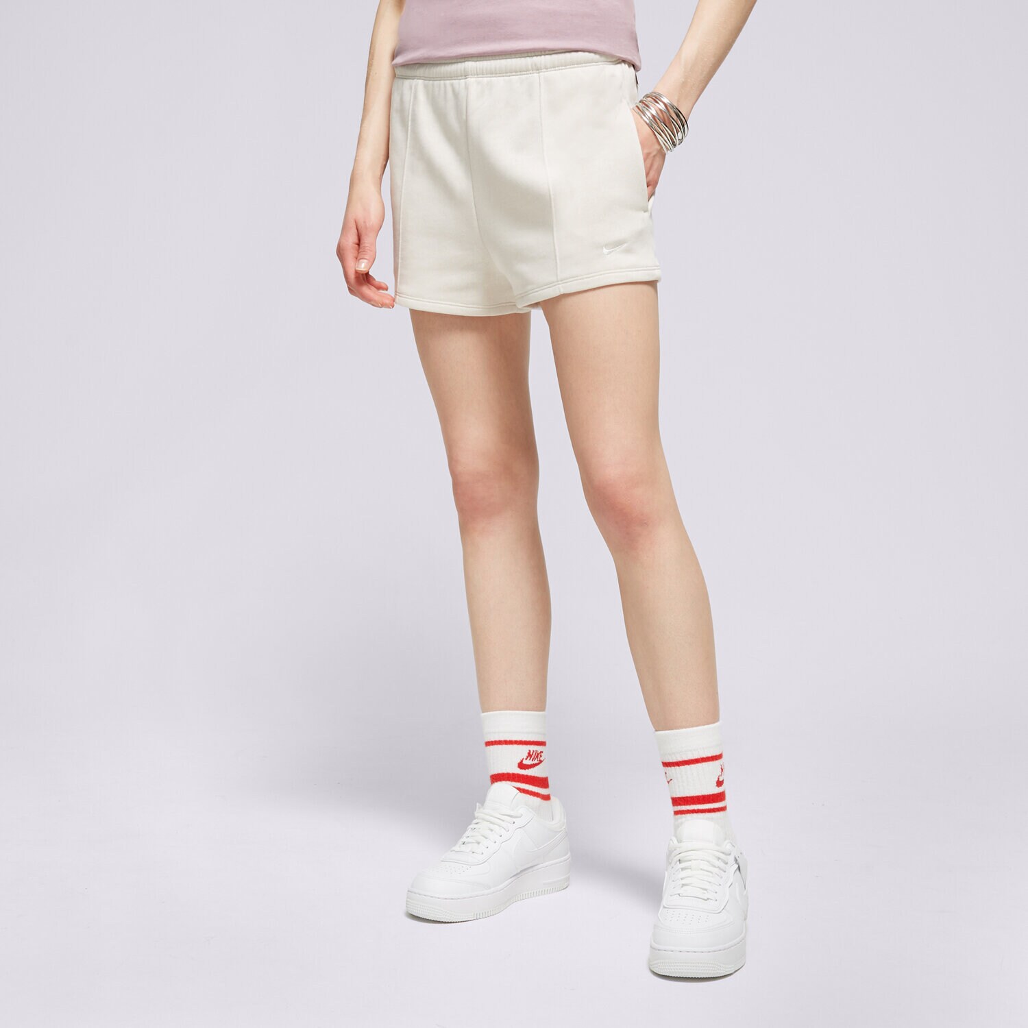 Femei pantaloni scurți NIKE PANTALONI SCURȚI W NSW   NK CHLL FT HR 2IN SHORT FN2455-104 Maro