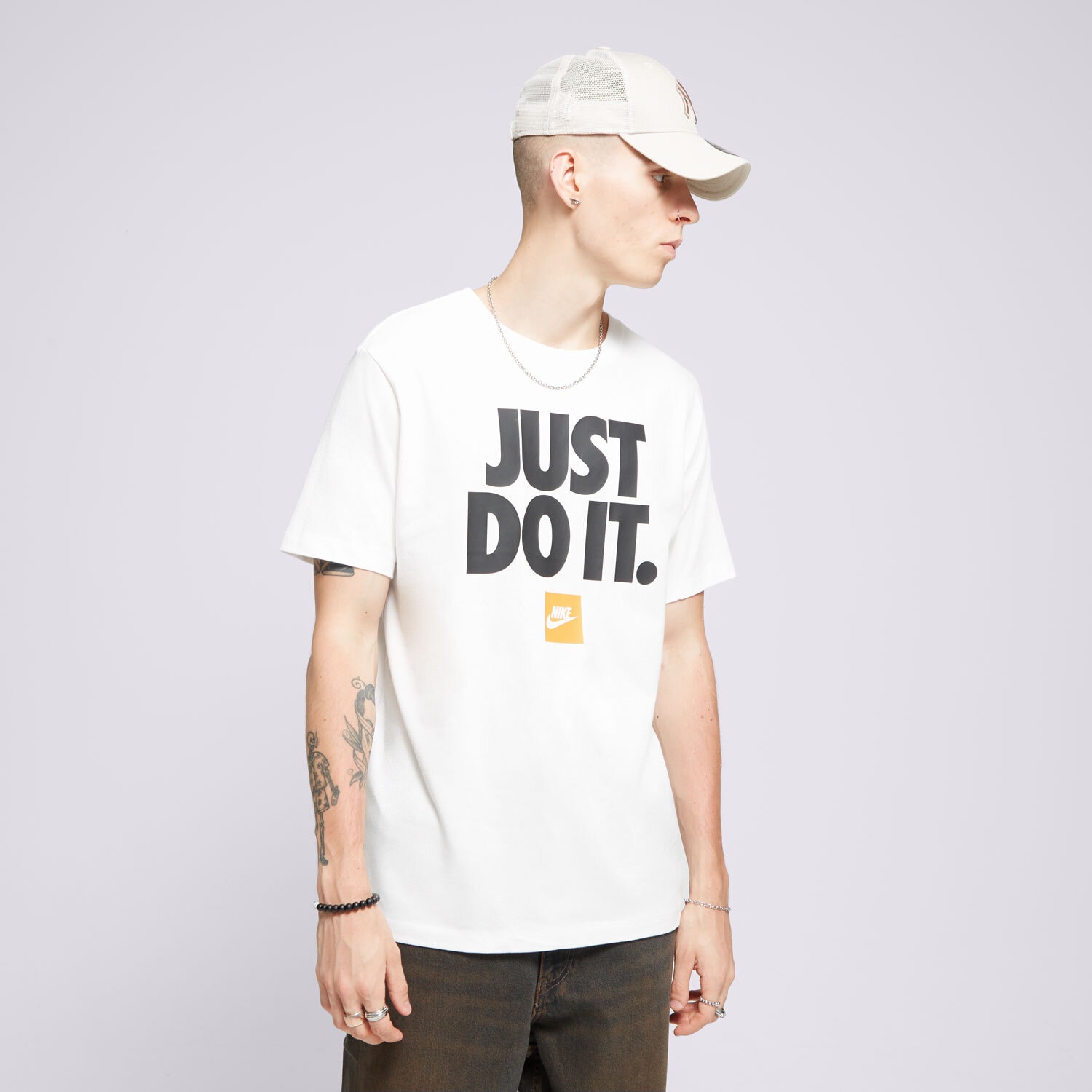 Bărbați tricou NIKE TRICOU M NSW TEE FRAN JDI VERBIAGE DZ2989-100 Alb