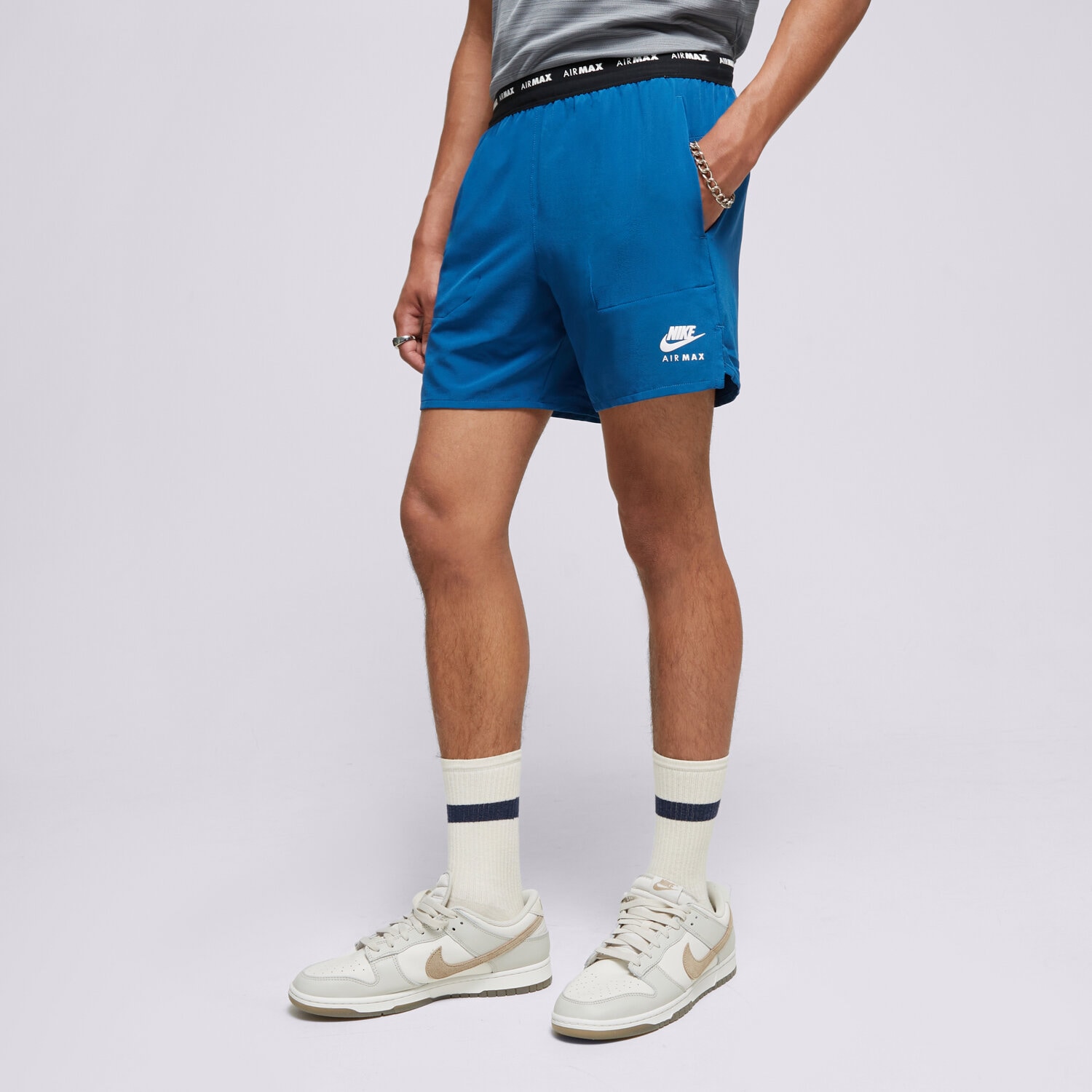 Femei pantaloni scurți NIKE PANTALONI SCURȚI MAX PERF SHORT BLU SHORTS FV5597-476 Bleumarin