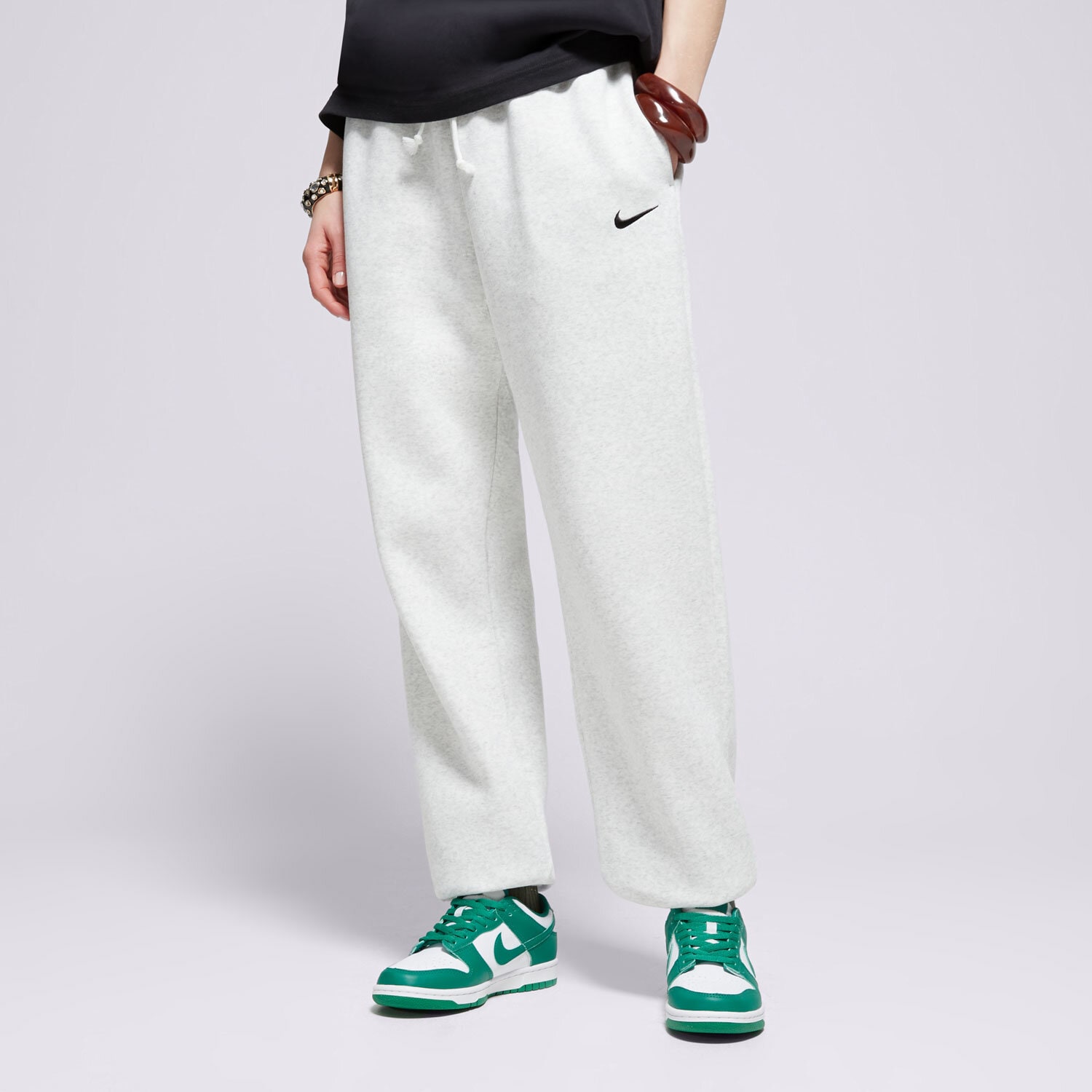 Femei pantaloni NIKE PANTALONI  W NSW PHNX FLC HR OS PANT 2 FZ5996-051 Gri