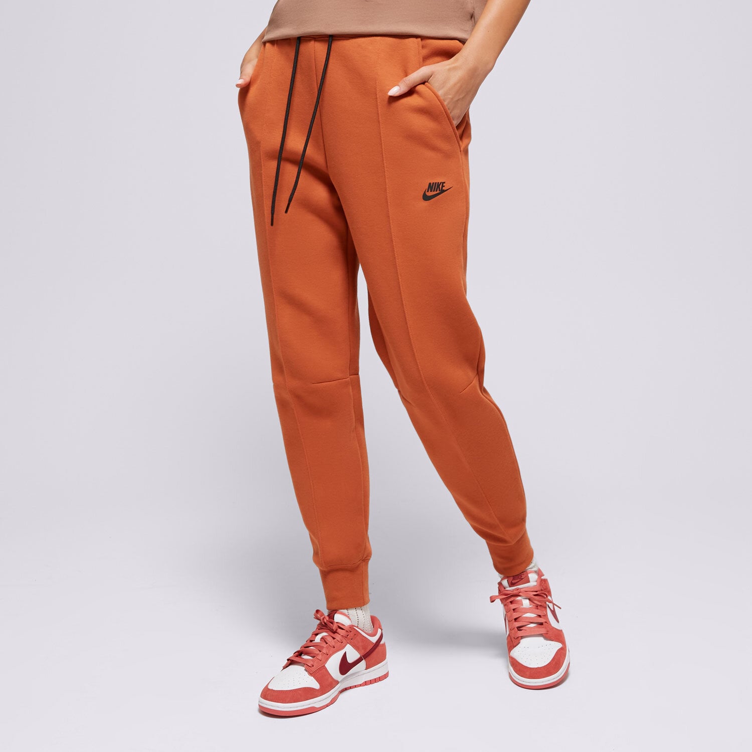 Femei pantaloni NIKE PANTALONI  W NSW TCH FLC MR JGGR FB8330-825 Portocaliu