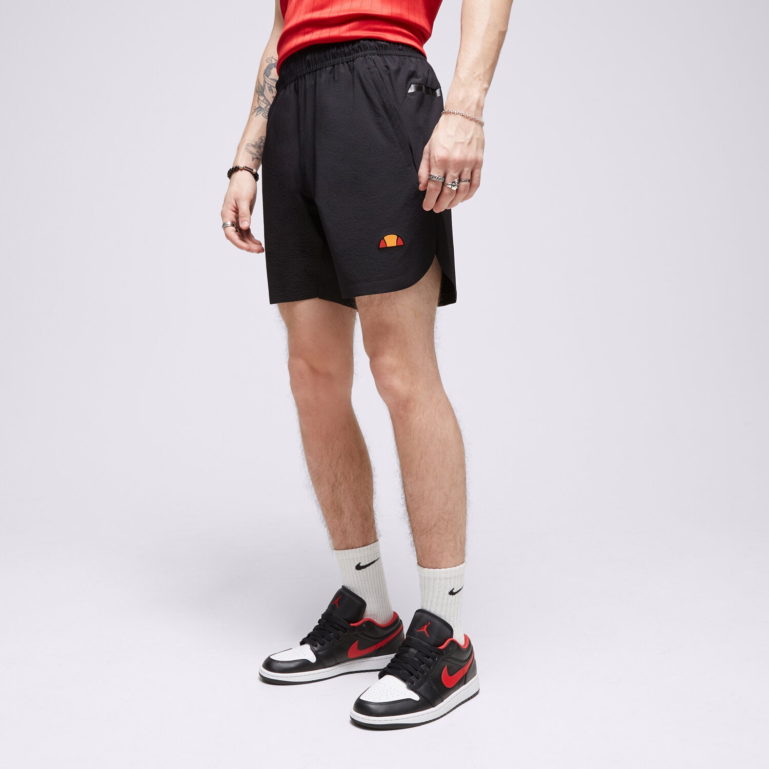 Femei pantaloni scurți ELLESSE PANTALONI SCURȚI FERRIC SHORT BLK SXP16062011 Negru