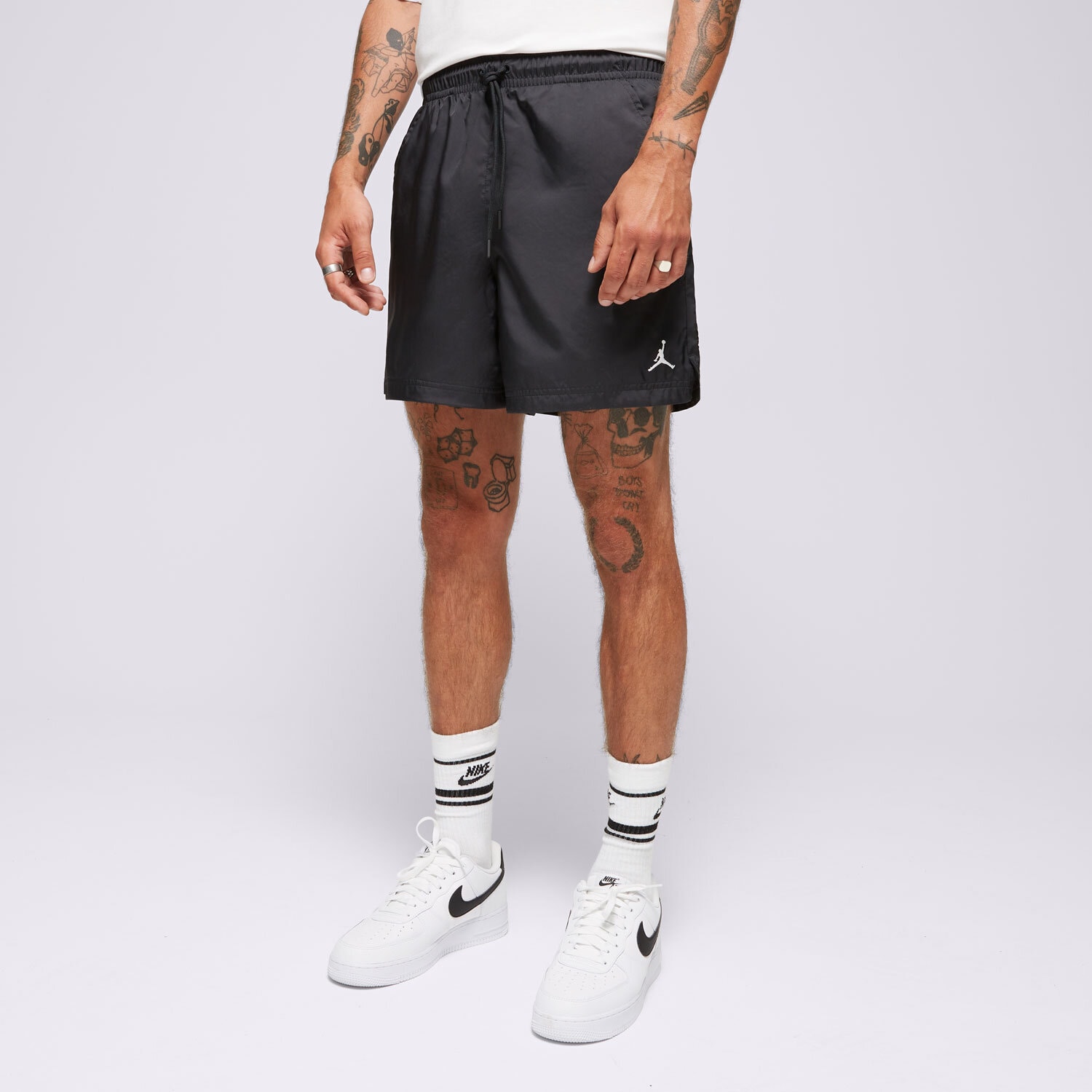 Femei pantaloni scurți JORDAN PANTALONI SCURȚI M J ESS POOLSIDE LBR 5" FQ4562-010 Negru