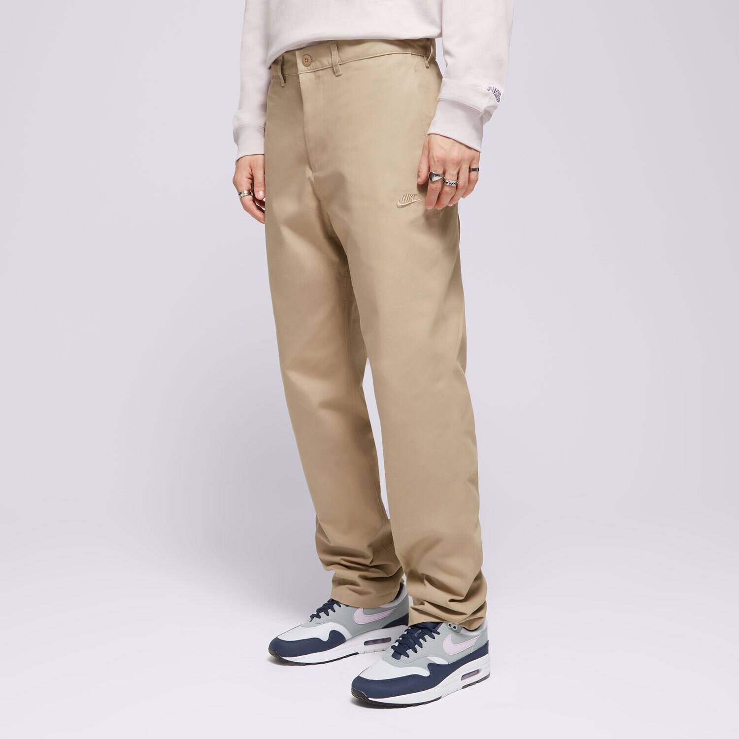 Bărbați pantaloni NIKE PANTALONI  CLUB FZ5770-247 Bej
