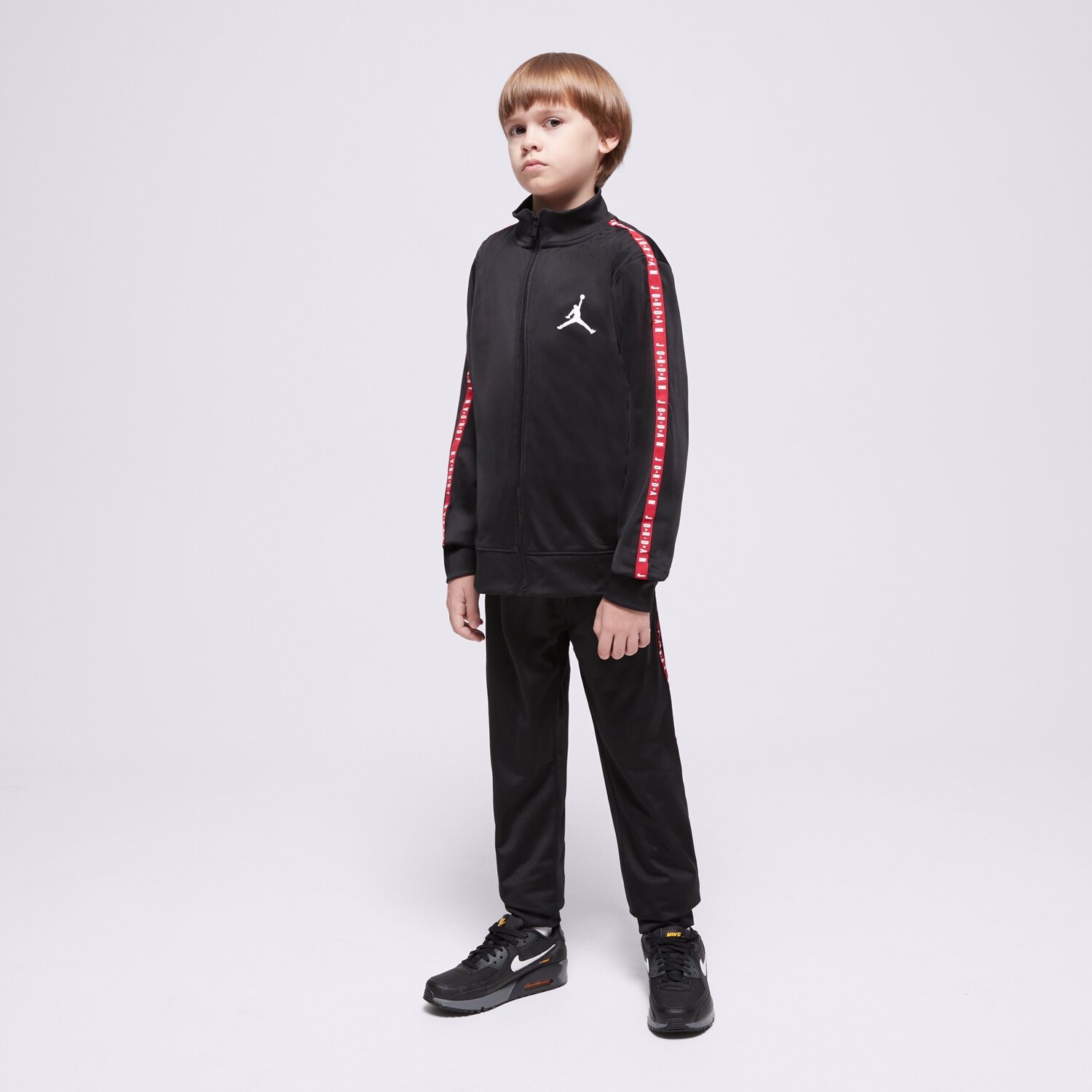 Copii tricou JORDAN TRENING JDN AIR JORDAN TRICOT SET BOY 95A449-023 Negru