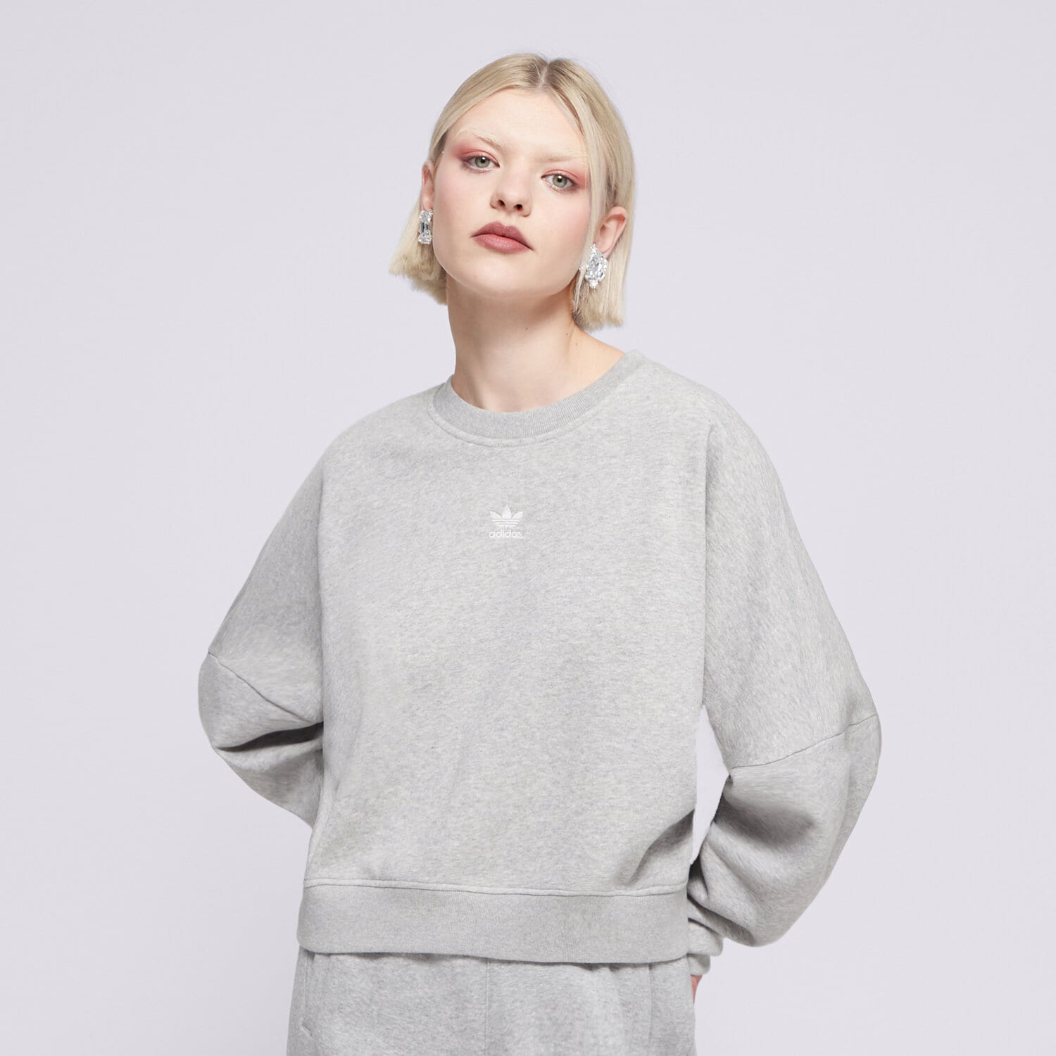 Femei bluză ADIDAS BLUZĂ ESS CREW FL IY2545 Gri