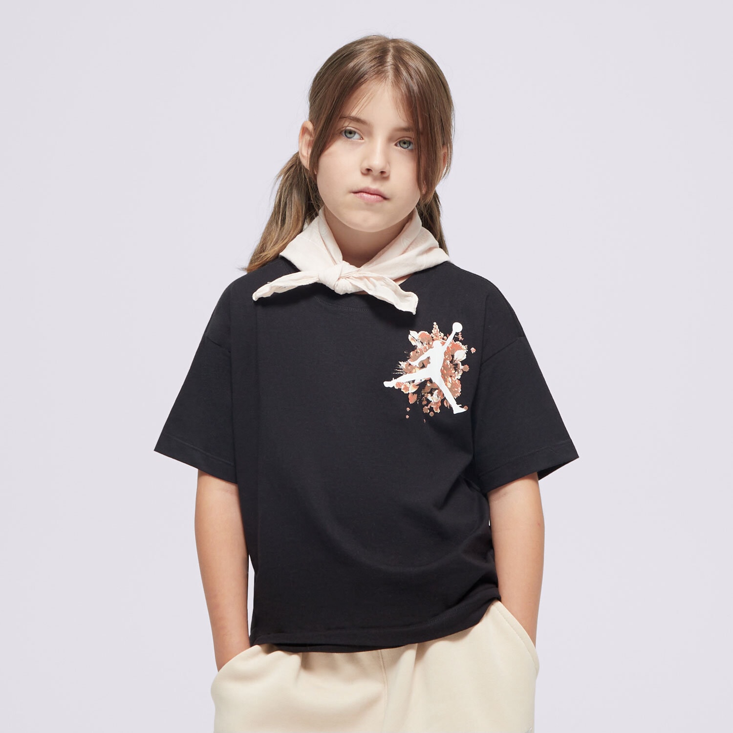 Copii tricou JORDAN TRICOU JDG FLORAL JUMPMAN SS TEE GIRL 45D450-023 Negru