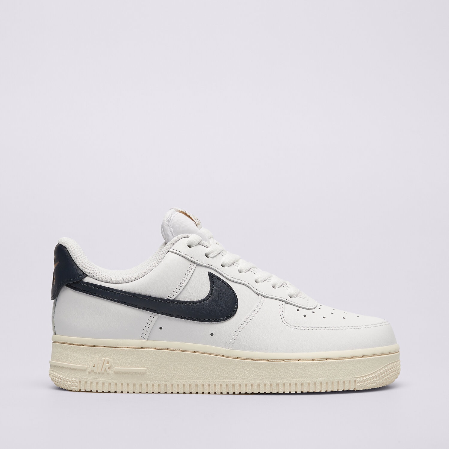 Femei pantofi sport NIKE W AIR FORCE 1 '07 EasyOn  HJ9122-100 Alb