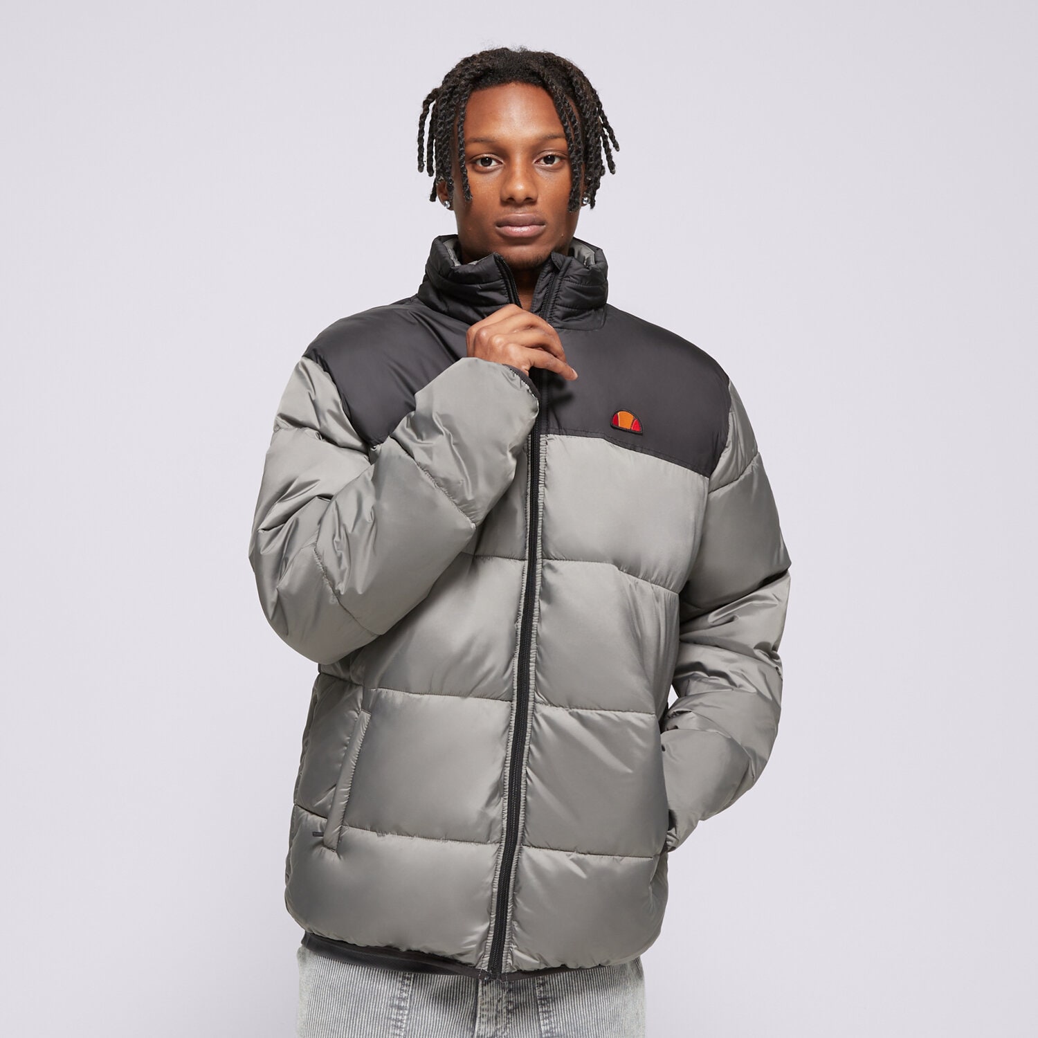 Bărbați eacă de iarnă ELLESSE JACHETĂ CU PUF CALOROSO PADDED GREY PADDED JACKET SHR17526109 Gri