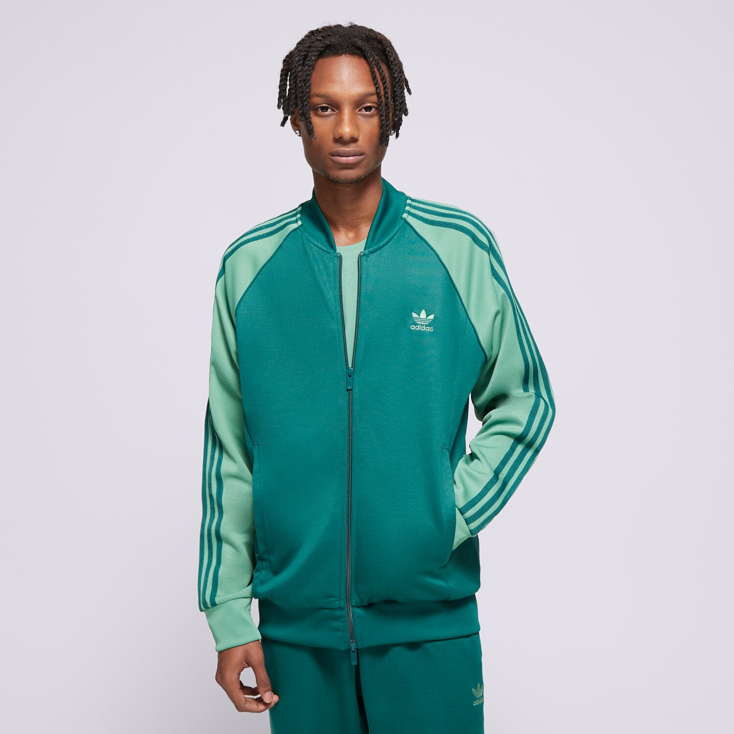 Bărbați bluză ADIDAS BLUZĂ SST TT IY8731 Verde