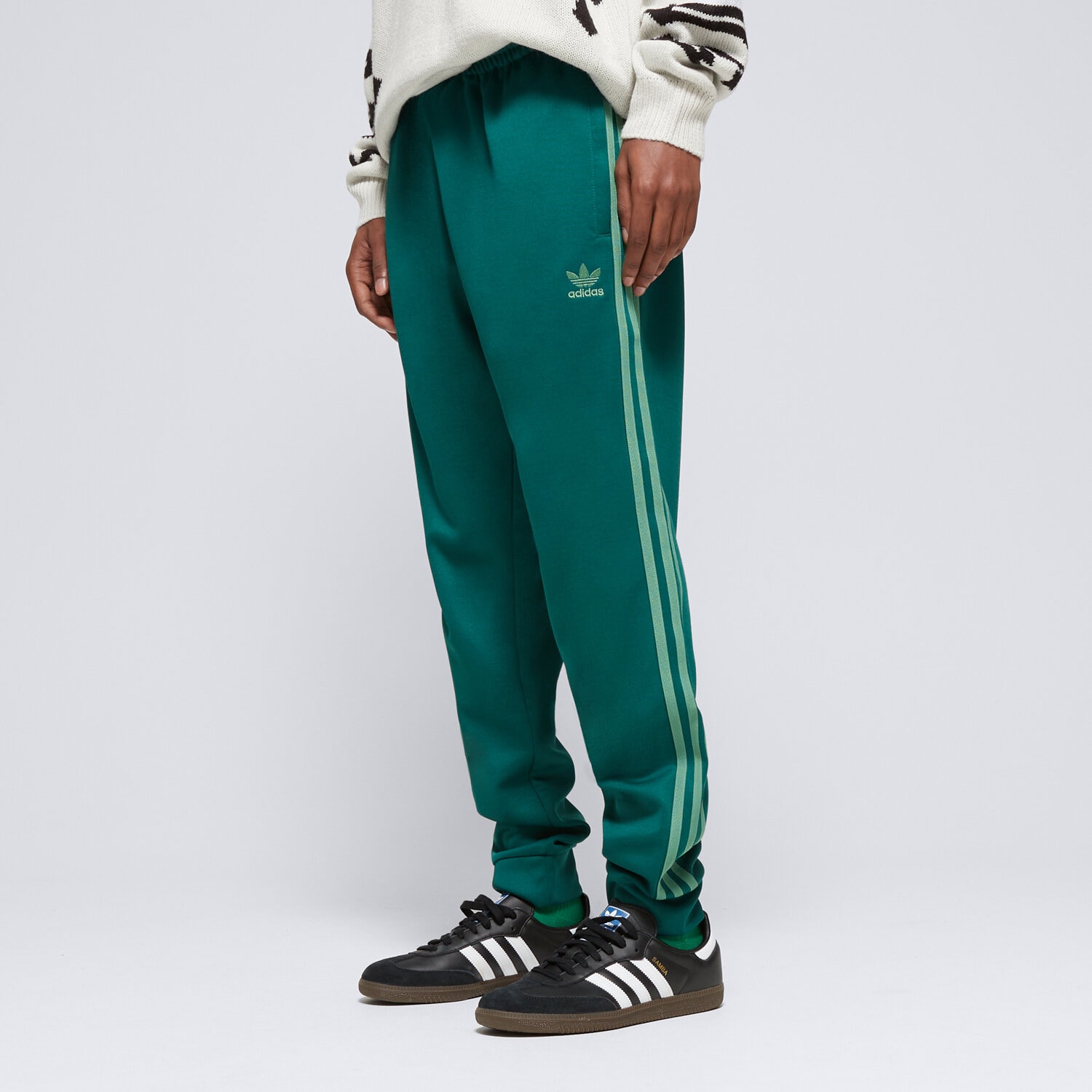 Bărbați pantaloni ADIDAS PANTALONI  SST TP IY8729 Verde