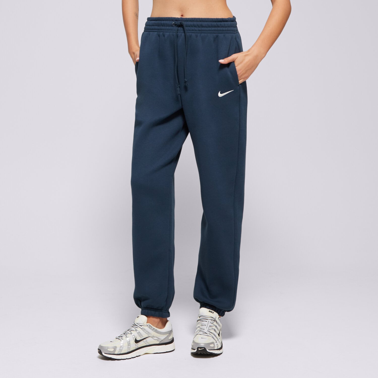 Femei pantaloni NIKE PANTALONI  W NSW PHNX FLC HR OS PANT 2 FZ5996-478 Bleumarin