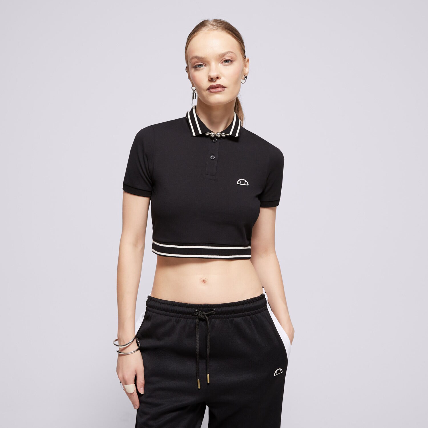 Femei tricou ELLESSE POLO TRIXIE CROPPED POLO BLK SGX21017011 Negru