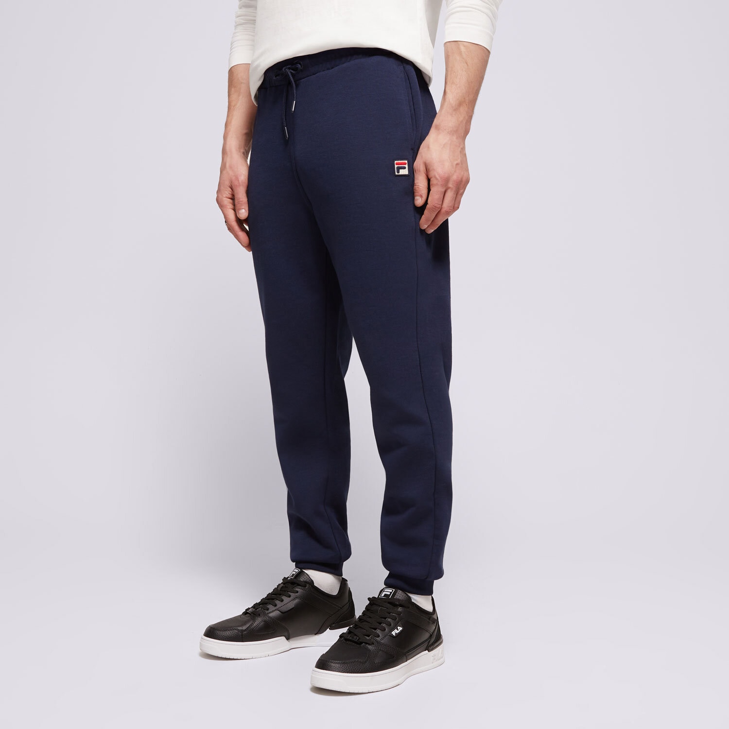 Bărbați pantaloni FILA PANTALONI  LONNY SS24MH002410 Bleumarin