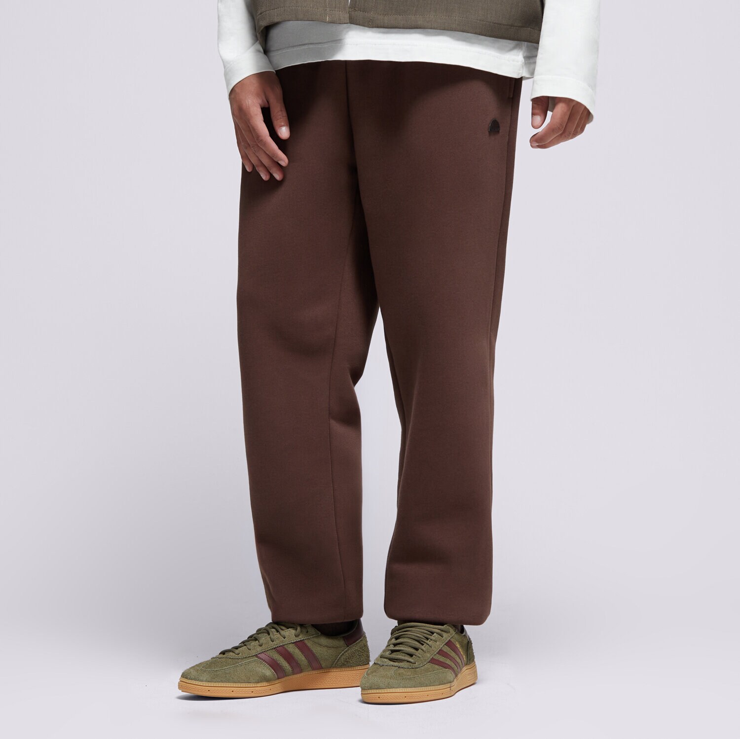 Bărbați pantaloni ELLESSE PANTALONI  LOMMA JOG PANT D BRWN SMG22038202 Maro