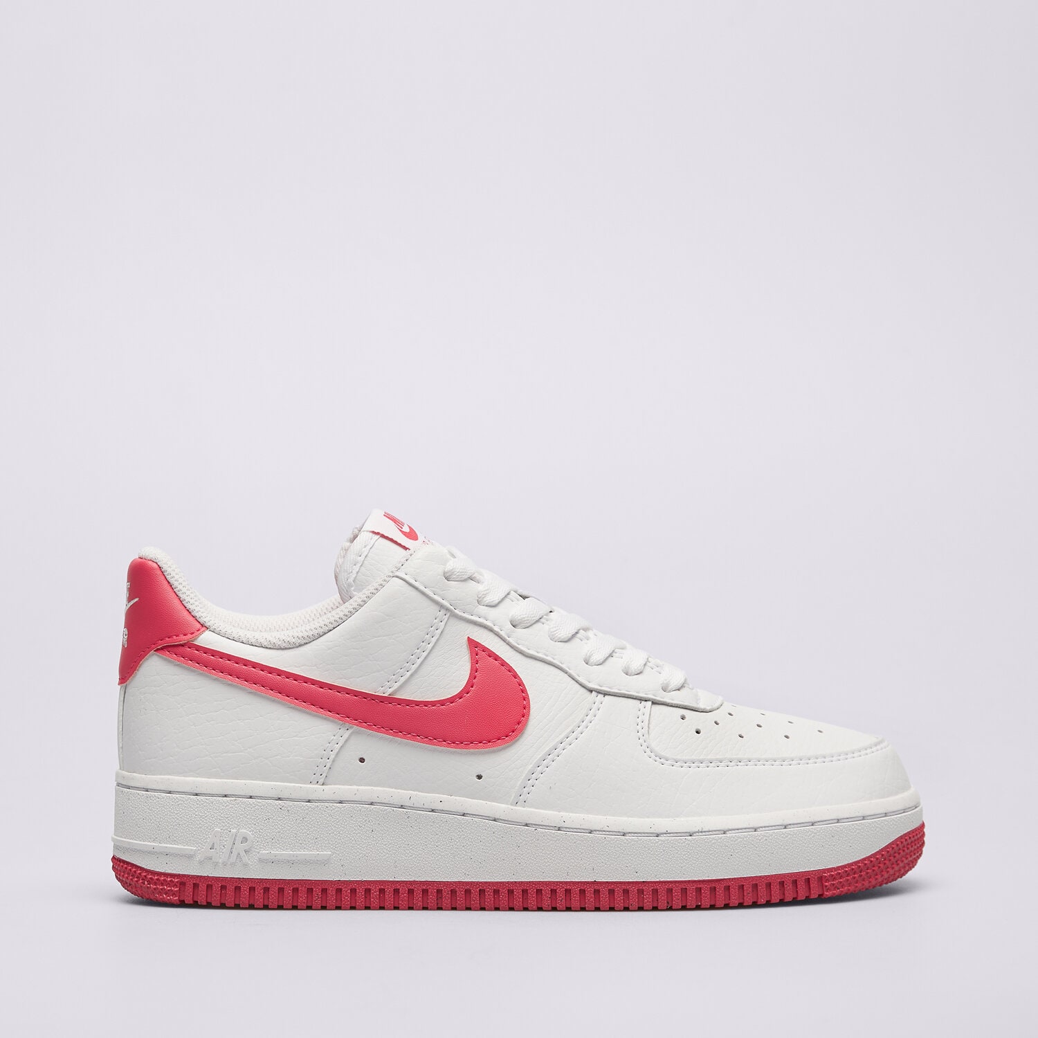 Femei pantofi sport NIKE AIR FORCE 1 '07 NEXT NATURE DC9486-102 Alb
