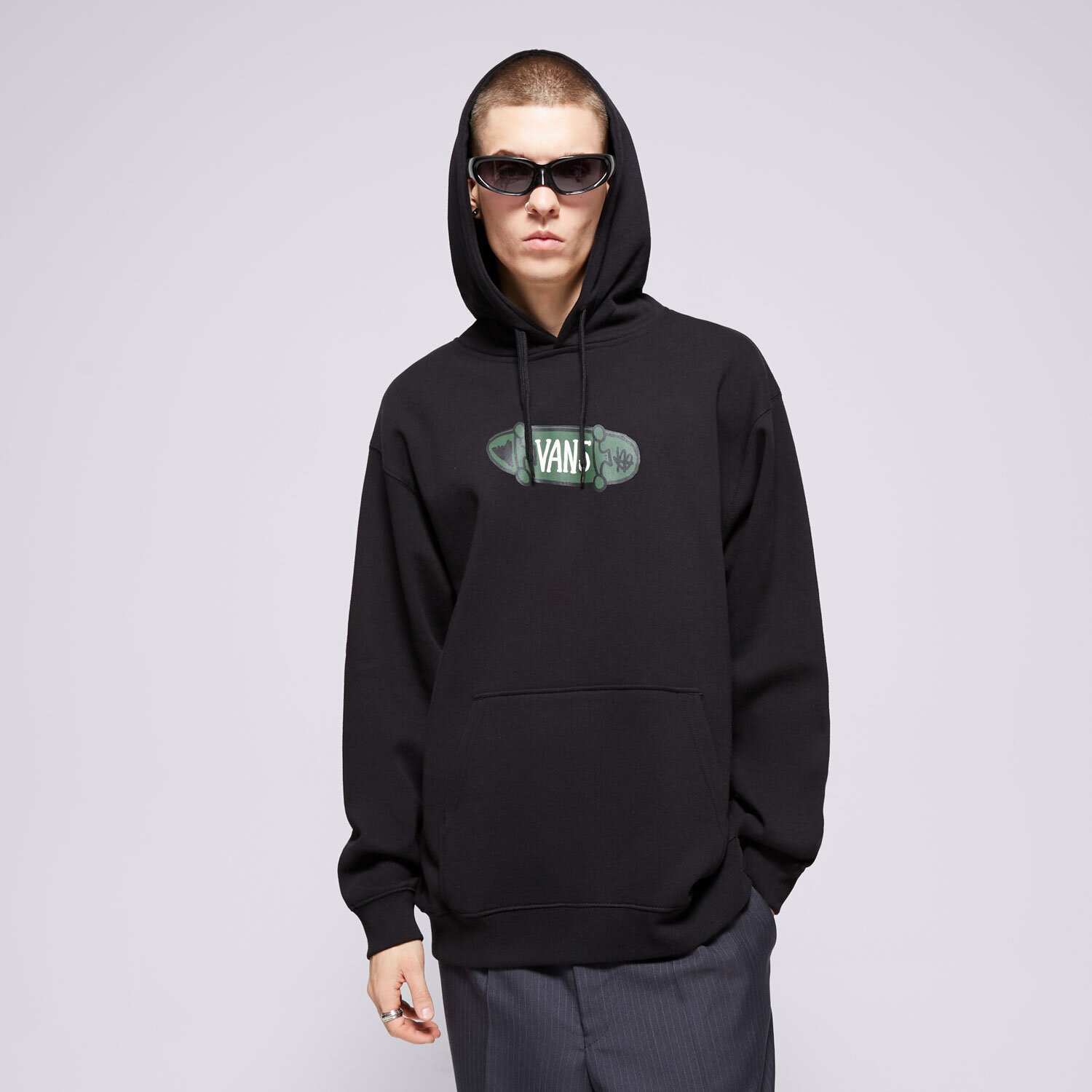 Bărbați bluză VANS BLUZĂ CU GLUGĂ SKATER LOOSE PO VN000KU3BLK Negru