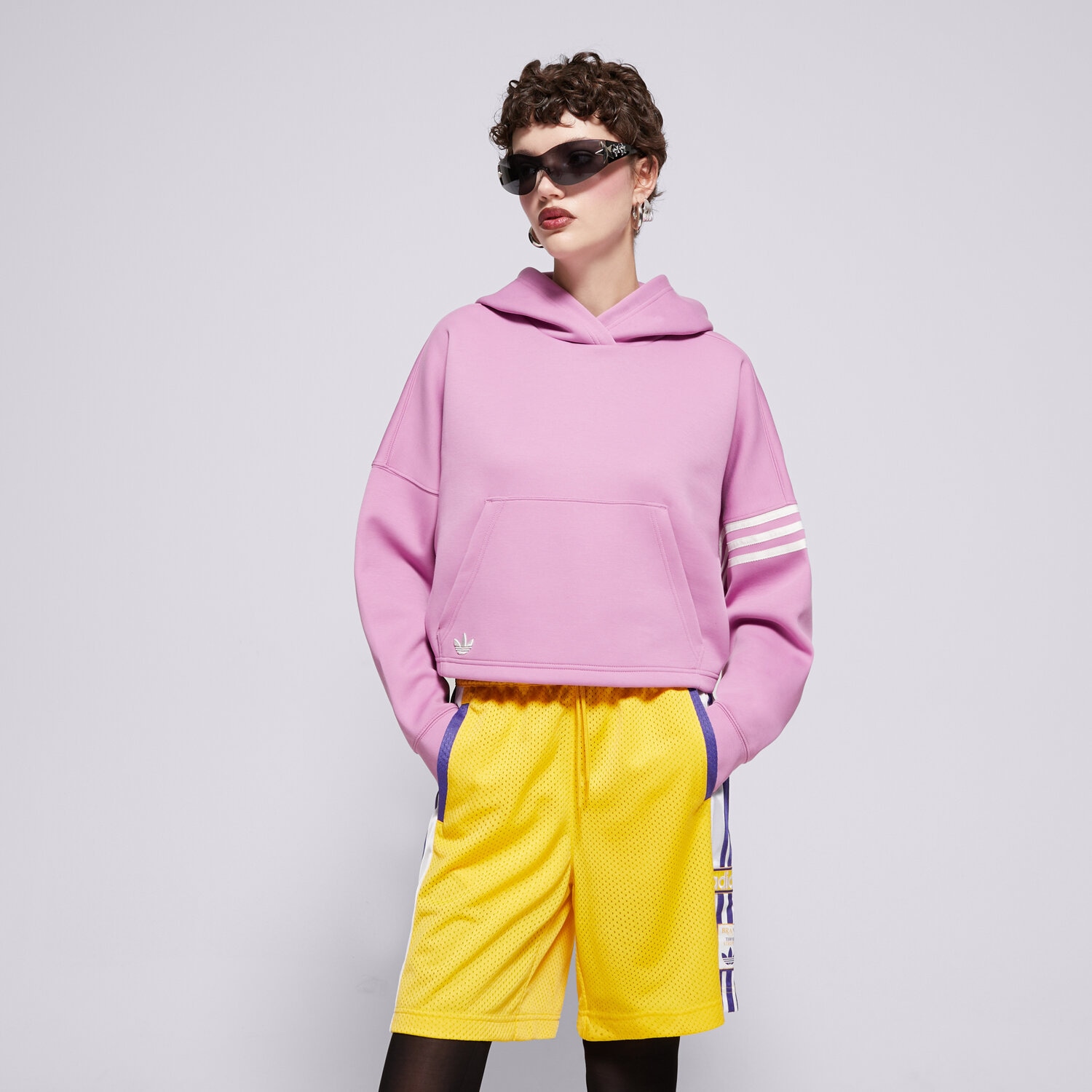 Femei bluză ADIDAS BLUZĂ CU GLUGĂ NEUCL HOODIE IW5614 Violet