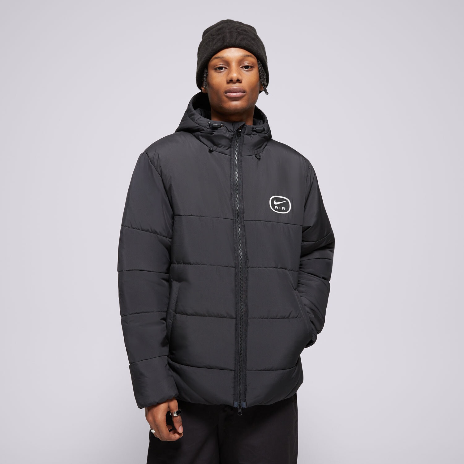 Bărbați eacă de iarnă NIKE JACHETĂ DE IARNĂ M NSW SW AIR SYN FILL JKT HM0198-011 Negru