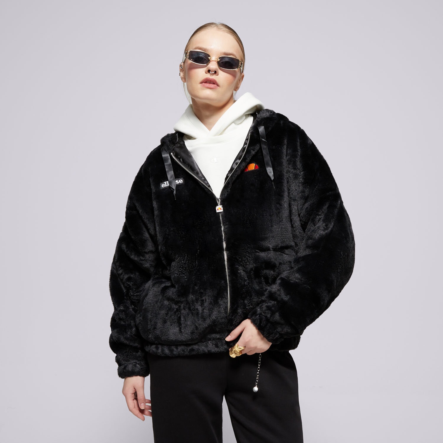 Femei geacă de iarnă ELLESSE JACHETĂ GIOVANNA JACKET BLK SGL03783011 Negru