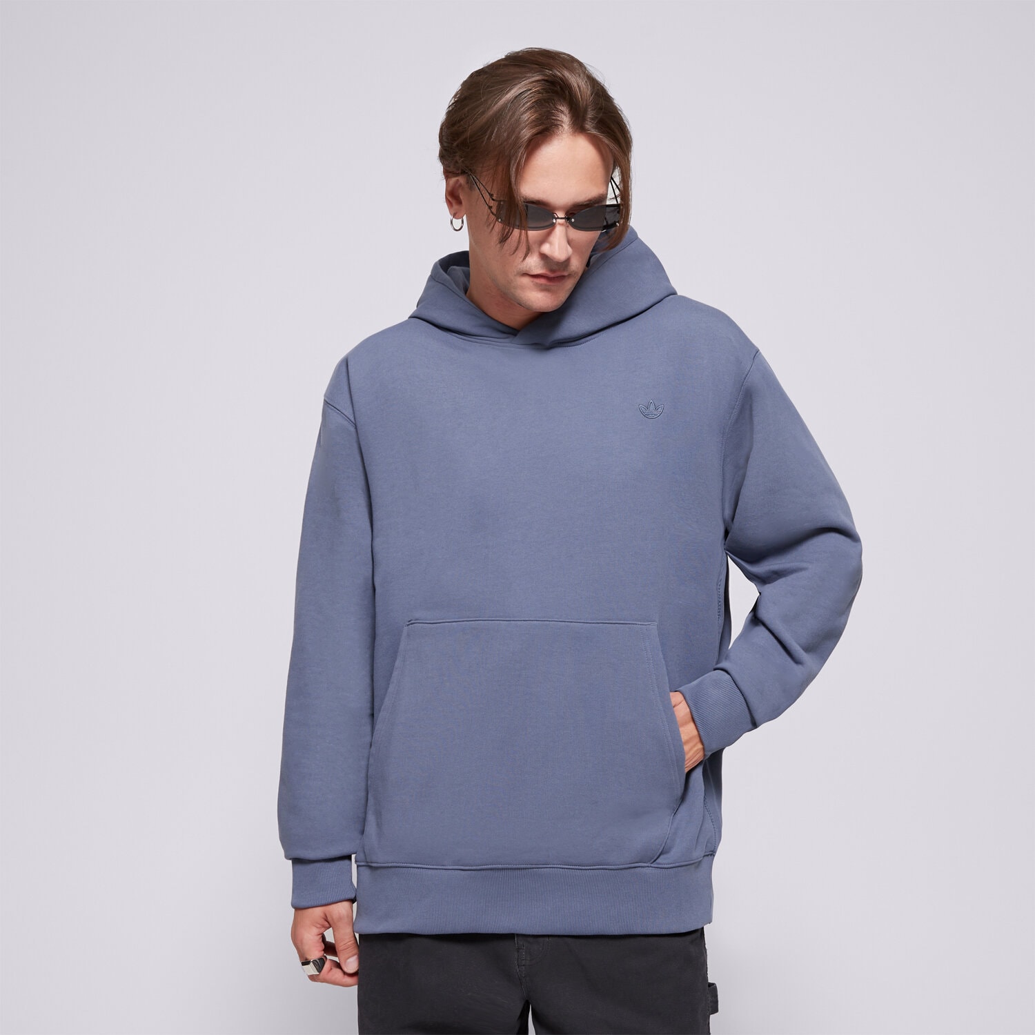 Bărbați bluză ADIDAS BLUZĂ CU GLUGĂ P ESS HD IY2260 Bleumarin