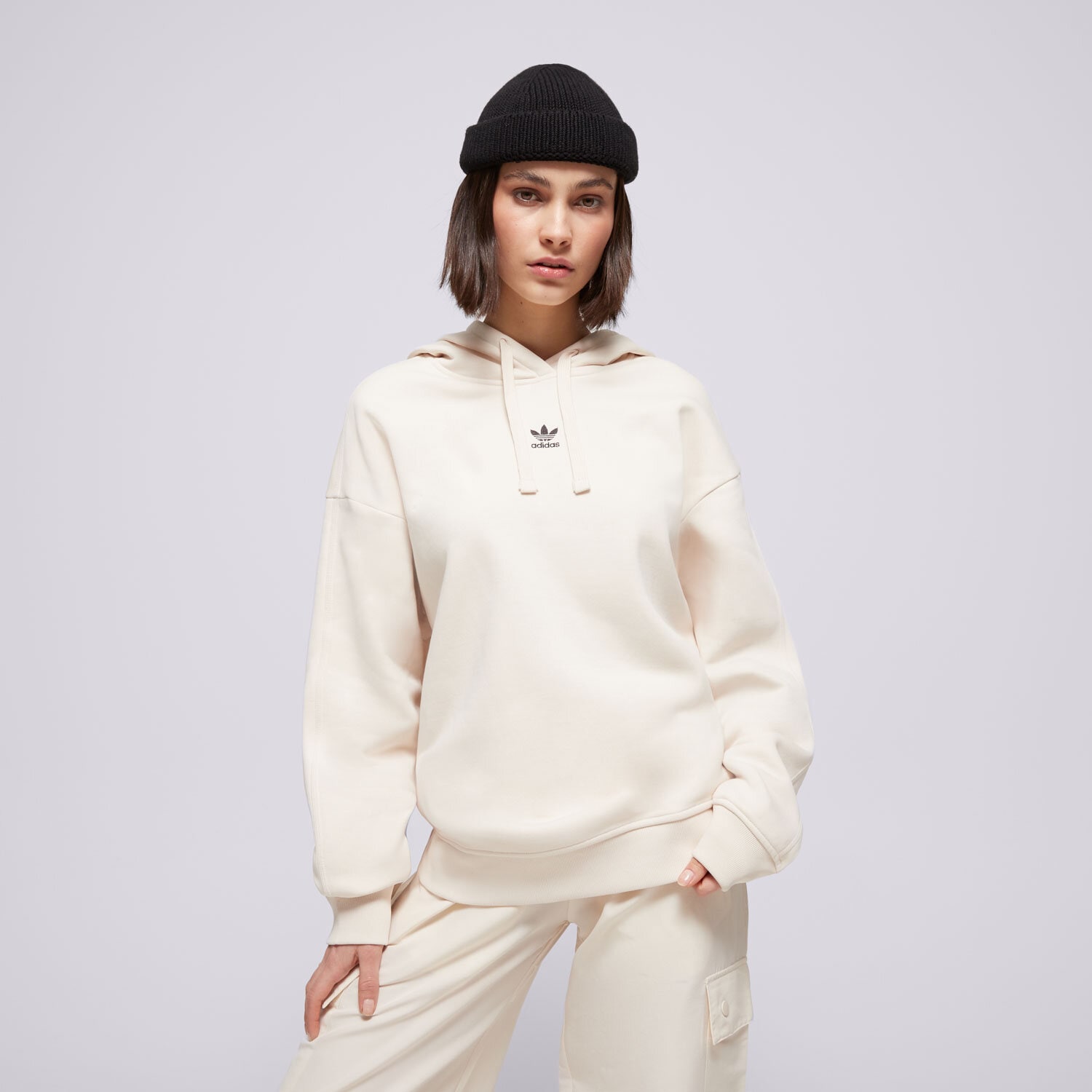 Femei bluză ADIDAS BLUZĂ CU GLUGĂ ESS HOODIE IY9619 Alb