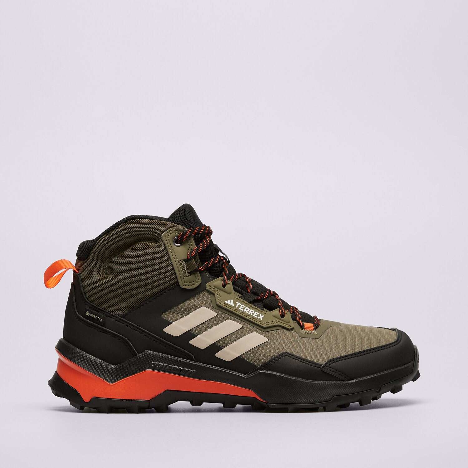 Bărbați încălțăminte de iarnă ADIDAS TERREX AX4 MID GTX IG8853 Gri