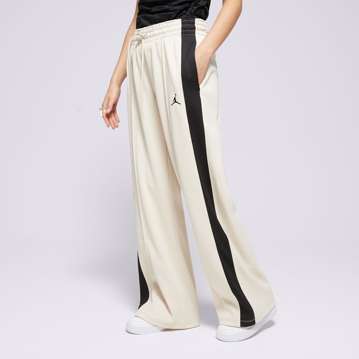 Femei pantaloni JORDAN PANTALONI  W KNIT TRACK PANT FV7101-203 Bej
