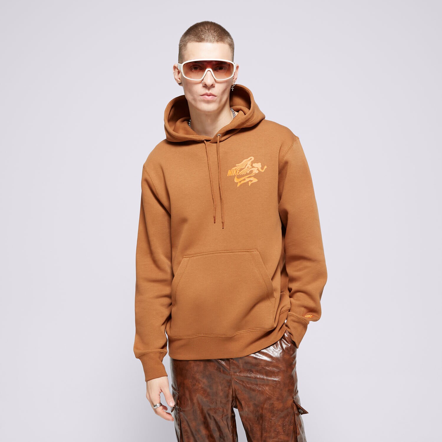 Bărbați bluză NIKE BLUZĂ CU GLUGĂ M NK CLUB BB PO HOODIE NVLTY FZ0903-281 Maro