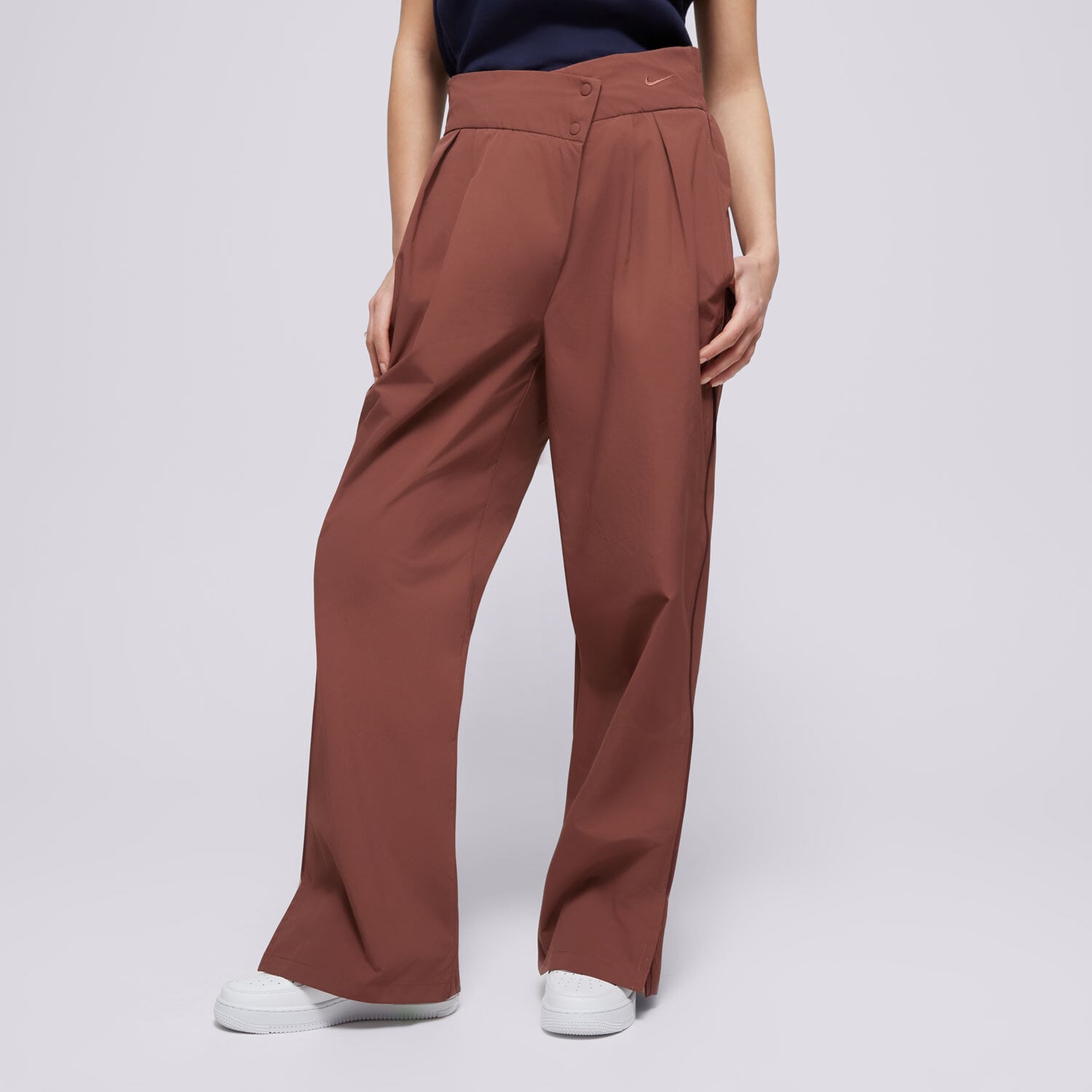Femei pantaloni NIKE PANTALONI  W NSW CLLCTN ASYM TROUSER OTG FV7541-218 Maro