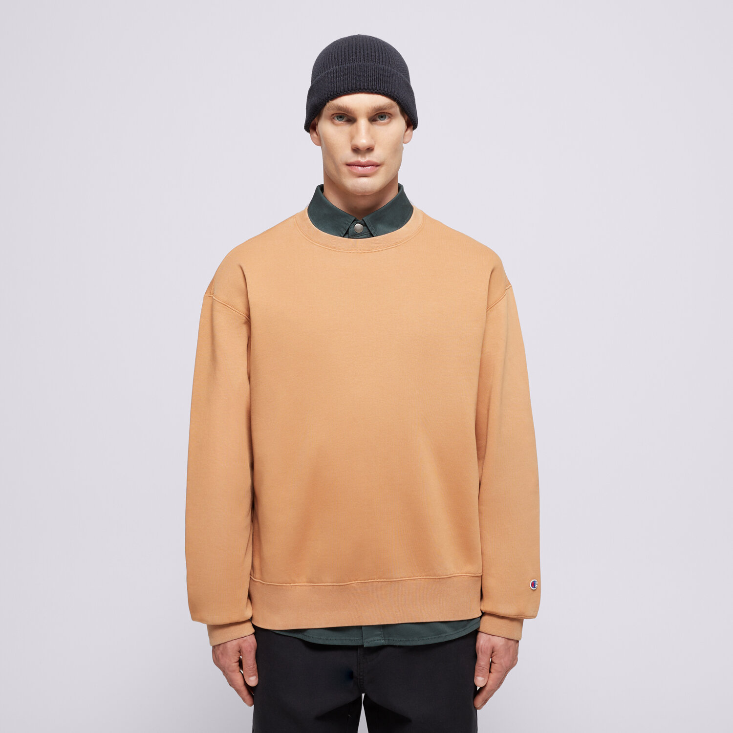 Bărbați bluză CHAMPION BLUZĂ CREWNECK SWEATSHIRT 220511MS034 Bej
