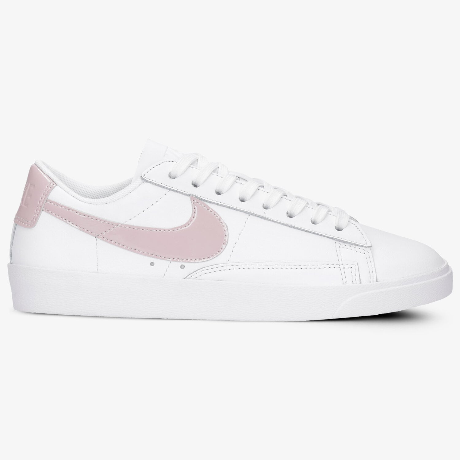 Femei pantofi sport NIKE W BLAZER LOW LE AA3961-105 Alb