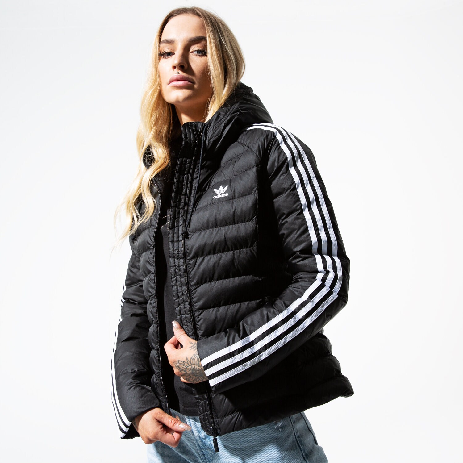 Femei geacă de iarnă ADIDAS JACHETĂ SLIM JACKET ED4784 Negru