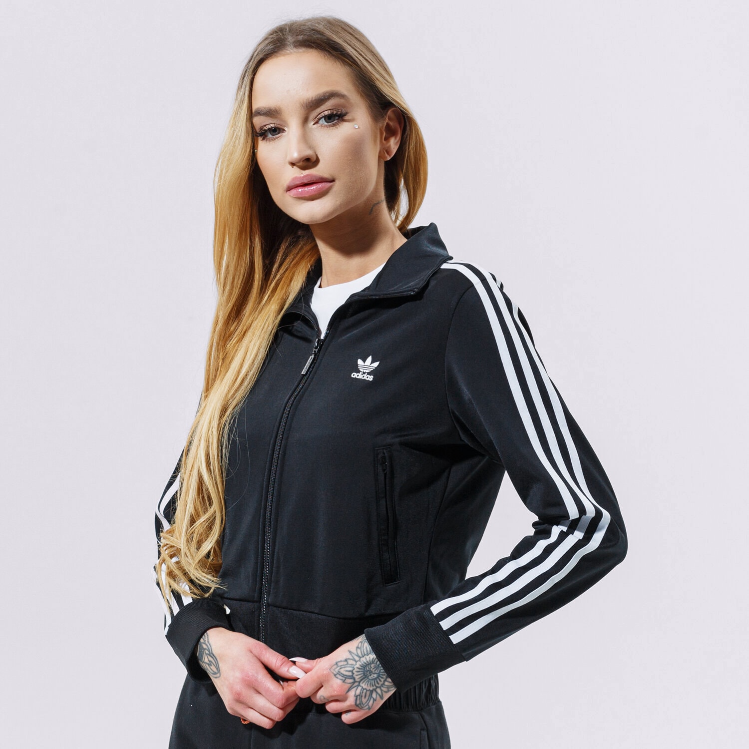 Femei bluză ADIDAS BLUZĂ FIREBIRD TT PB GN2817 Negru