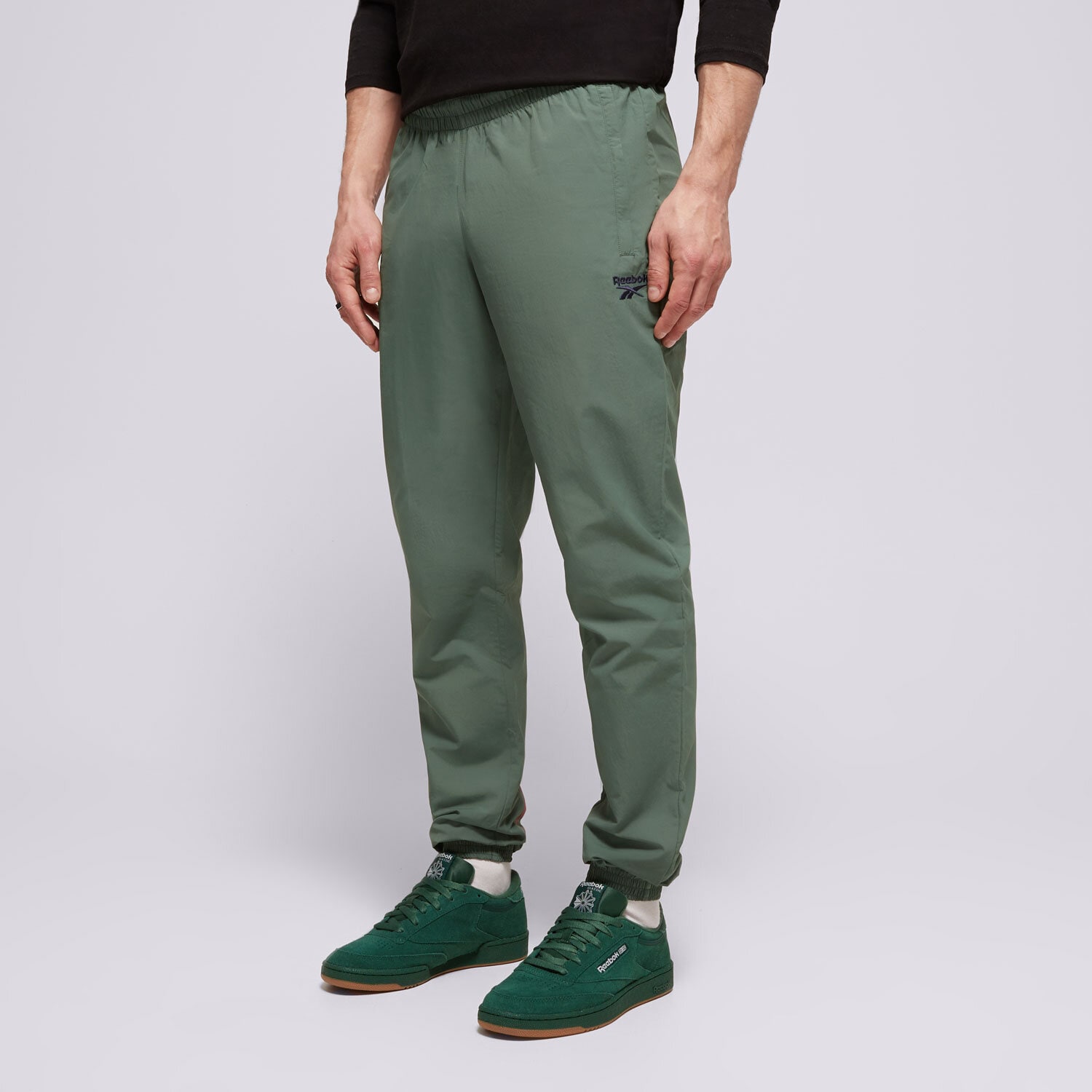 Bărbați pantaloni REEBOK PANTALONI  CL F FR TRACKPANT 100206049 Verde