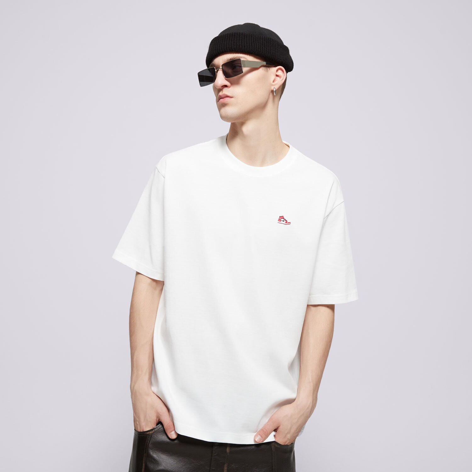 Bărbați tricou JORDAN TRICOU M J BRND BR SNKR PCH SS CRW HJ2326-100 Alb