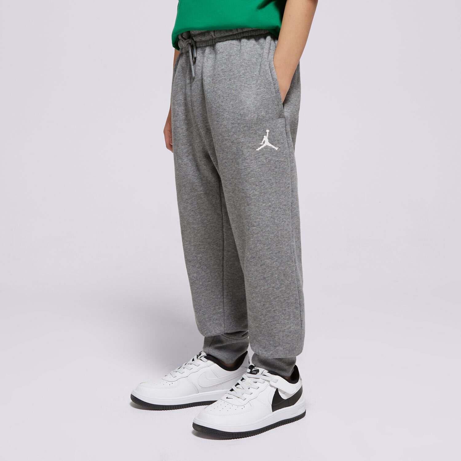 Pantaloni pentru copii JORDAN PANTALONI  MJ BROOKLYN FLC ESS PANT BOY 9BD234-GEH Gri