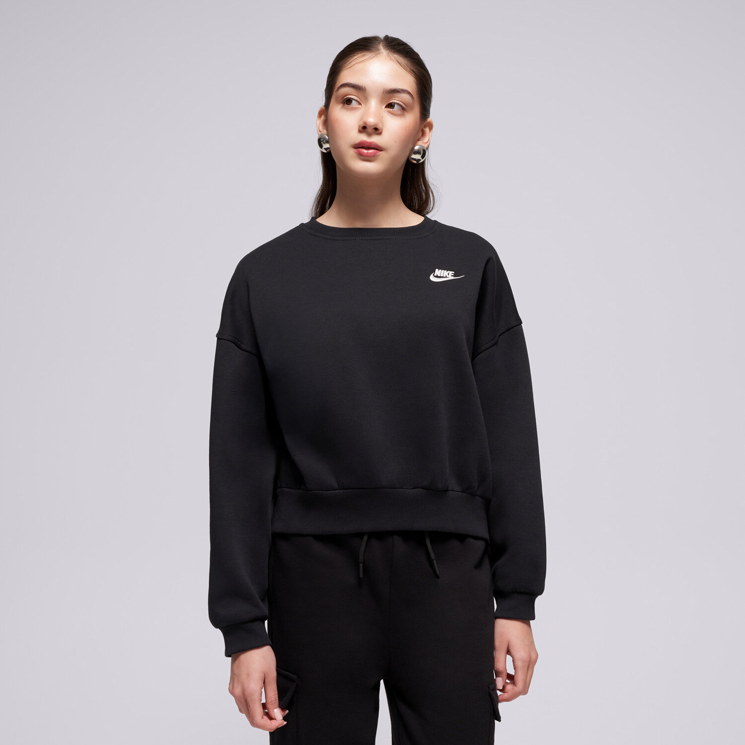 Copii bluză NIKE BLUZĂ G NSW CLUB FLC BXY CRW LBR GIRL FZ9244-010 Negru