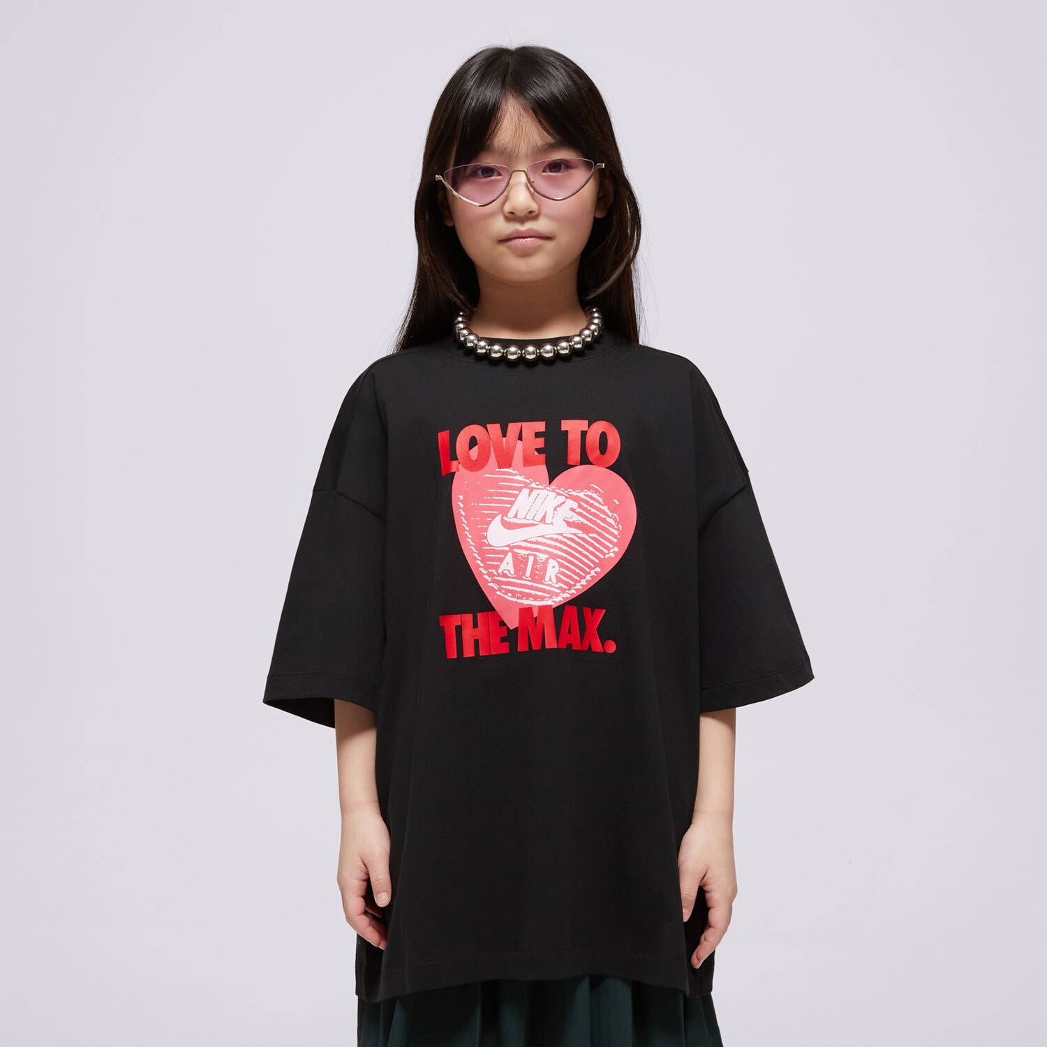 Copii tricou NIKE TRICOU G NSW TEE HEART GIRL HM6323-010 Negru