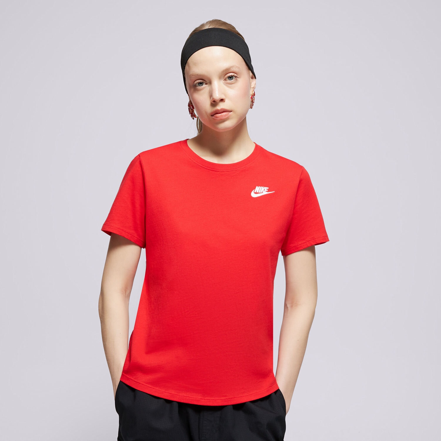 Femei tricou NIKE TRICOU W NSW CLUB SS TEE DX7902-657 Roșu
