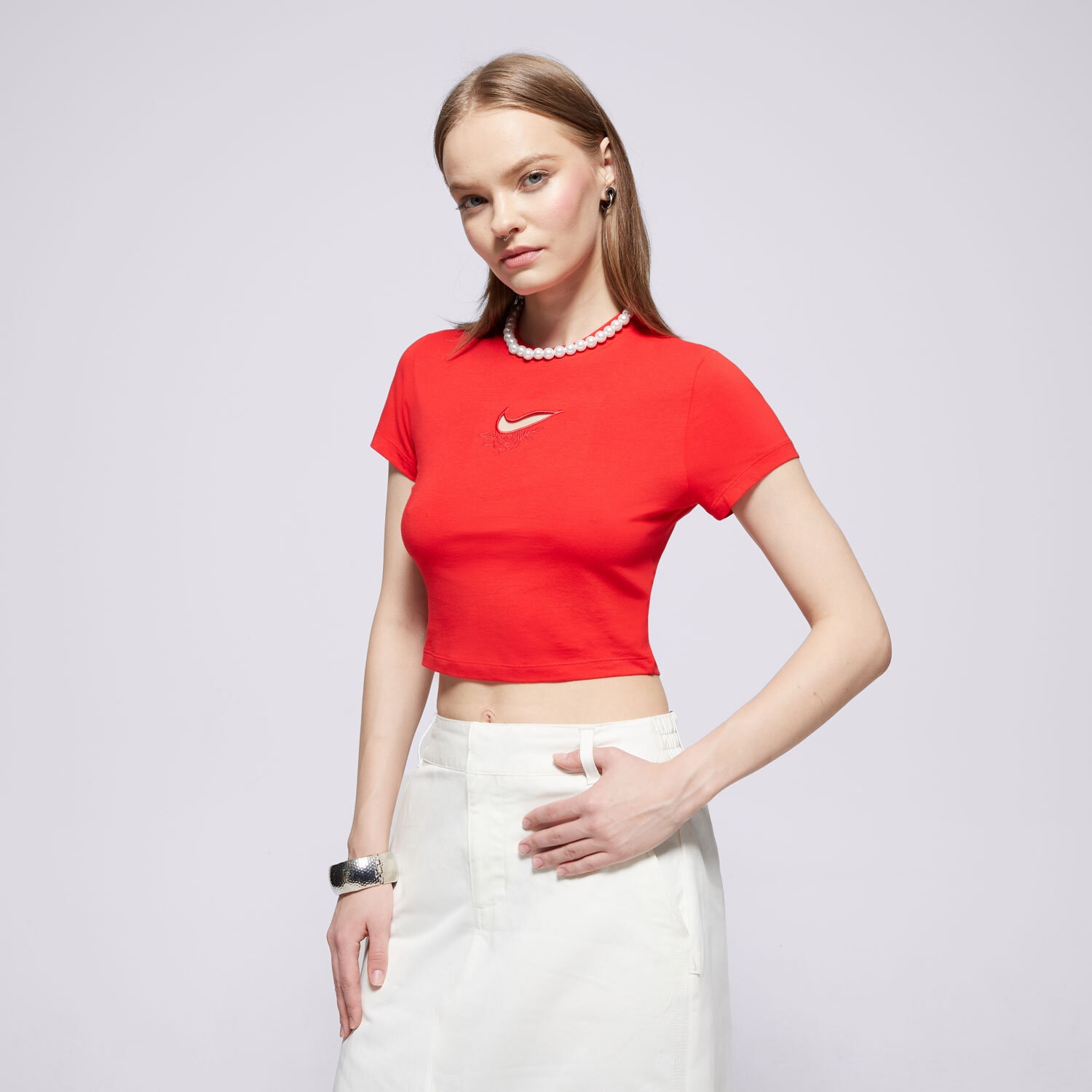 Femei tricou NIKE TRICOU W NSW NK CHLL KNT TEE VDAY HF9534-657 Roșu