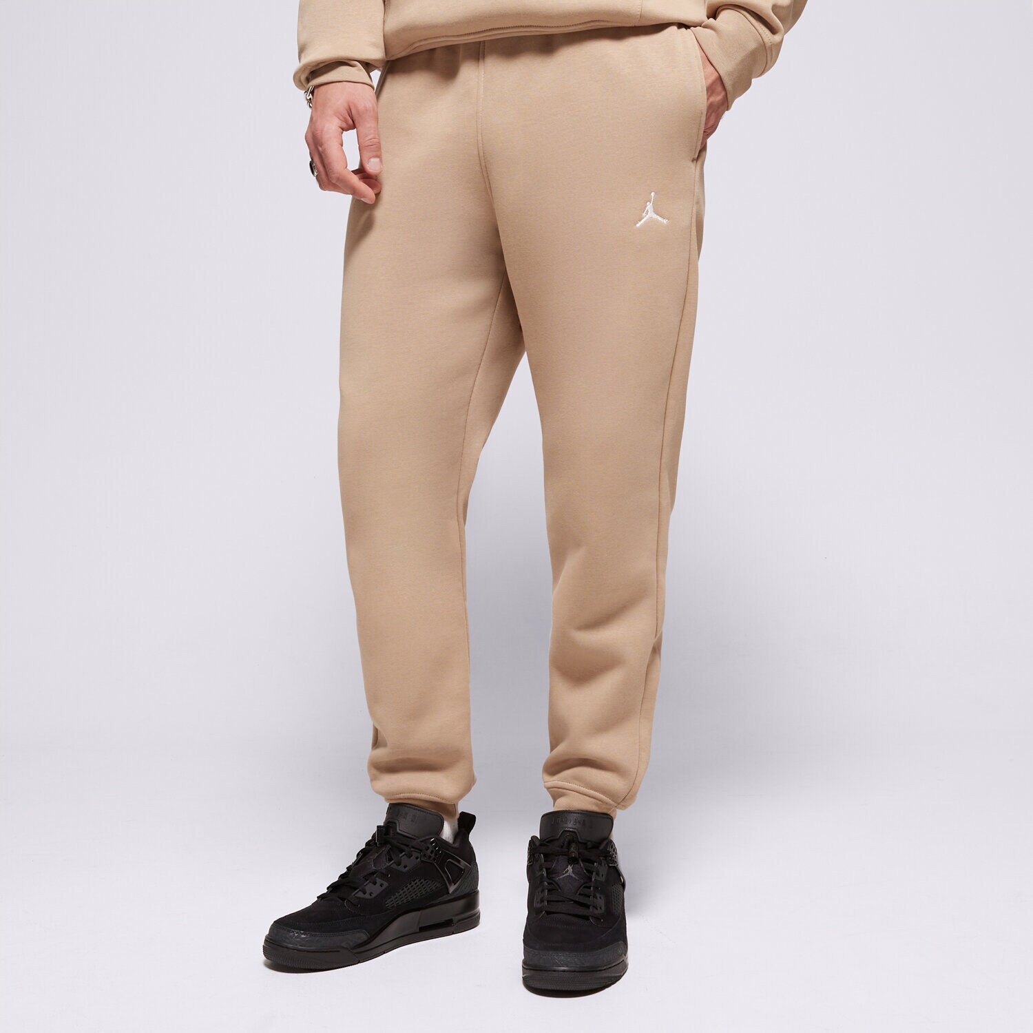 Bărbați pantaloni JORDAN PANTALONI  BROOKLYN FV7277-257 Bej