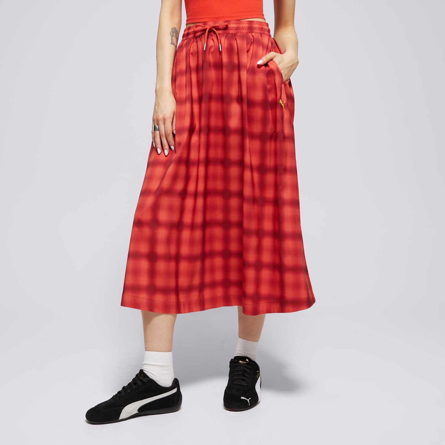 Femei rochii și fuste PUMA FUSTĂ WOVEN MIDI AOP PLEATED SKIRT 629795 15 Roșu