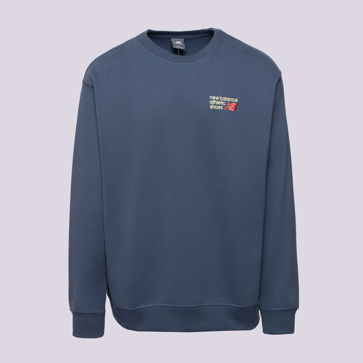 Bărbați bluză NEW BALANCE BLUZĂ ATHLETICS PREMIUM LOGO CREW MT41547VTI Bleumarin