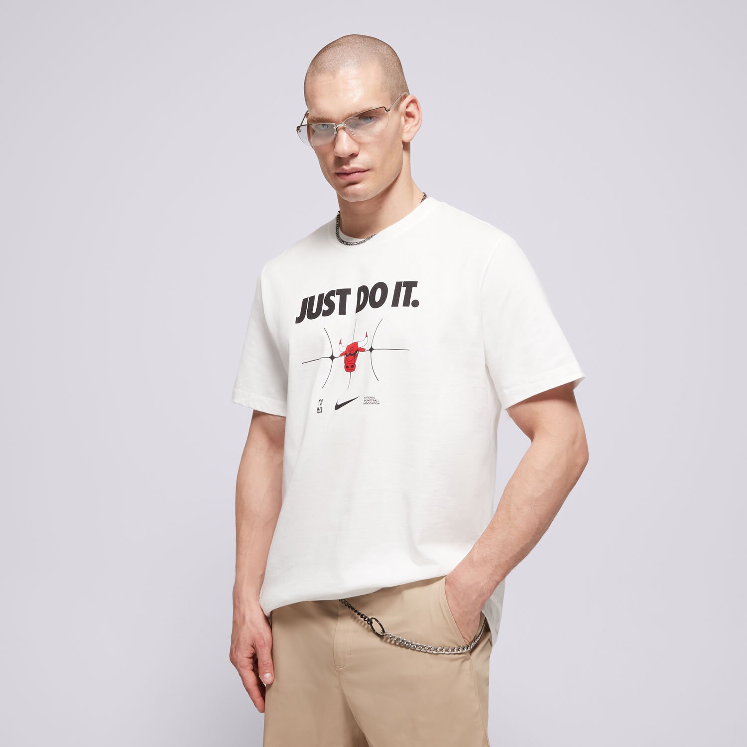 Bărbați tricou NIKE TRICOU CHI M NK ES NBA JDI SS TEE FQ6270-100 Alb