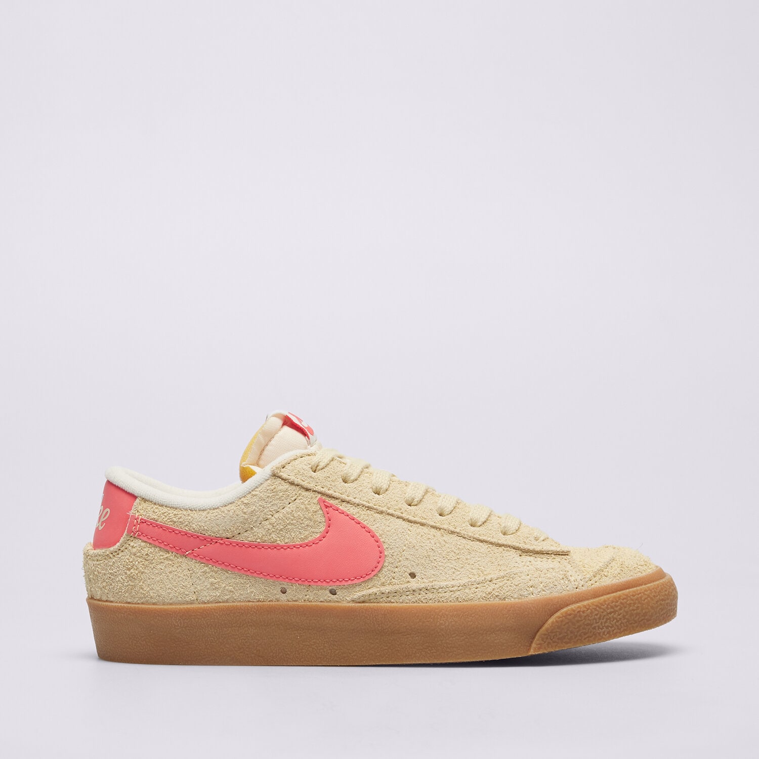 Femei pantofi sport NIKE BLAZER LOW '77 VINTAGE FQ8060-700 Galben