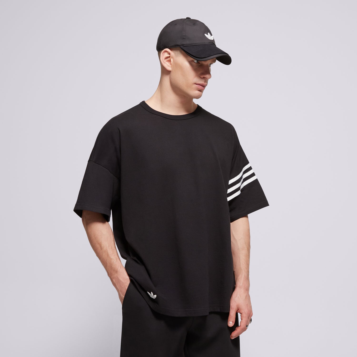 Bărbați tricou ADIDAS TRICOU NEU C TEE JC9935 Negru