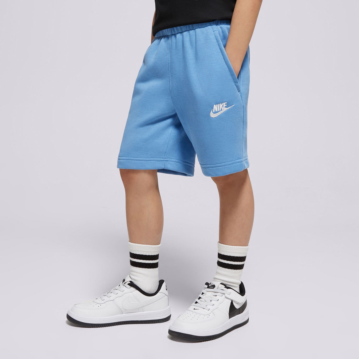 Pantaloni scurți și rochii pentru copii NIKE PANTALONI SCURȚI K NSW CLUB FT SHORT LBR BOY FD3015-489 Negru