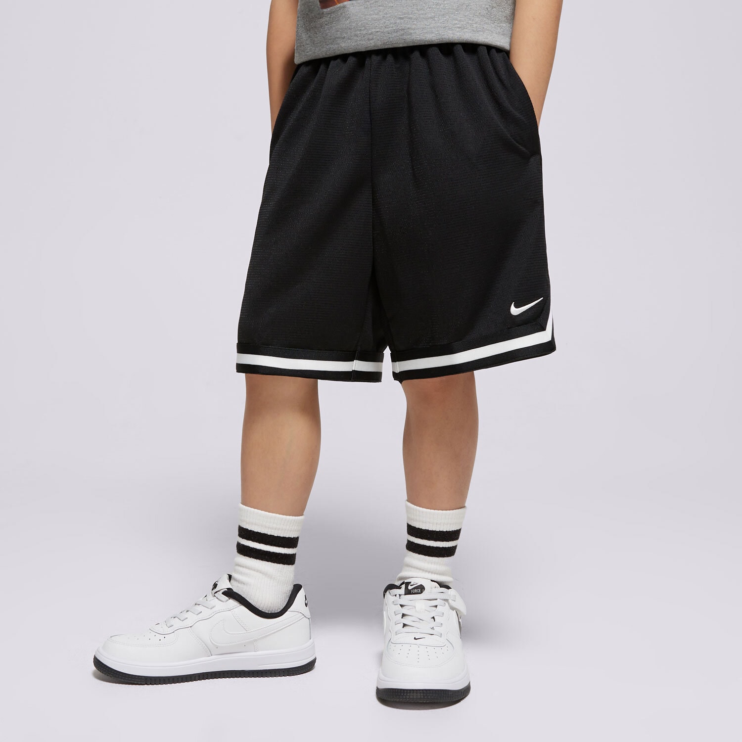Pantaloni scurți și rochii pentru copii NIKE PANTALONI SCURȚI B NK DF DNA 24 SHORT BOY FJ6802-010 Negru